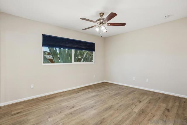 1561 Oak Hill Dr, Escondido CA: https://media.crmls.org/mediaz/6ef831ef-e294-4fcc-a099-a91eb323c7ac.jpg