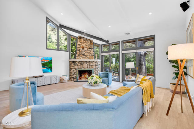 Detail Gallery Image 10 of 54 For 684 Orange Dr, Sierra Madre,  CA 91024 - 3 Beds | 2/1 Baths
