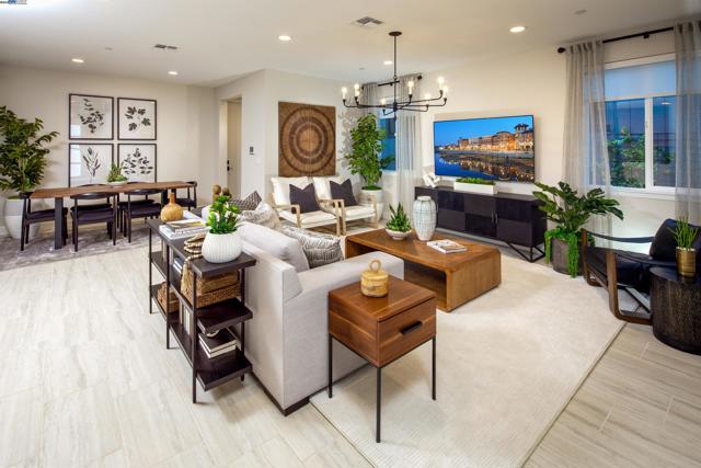 354 Sagebrush Drive, Napa CA: https://media.crmls.org/mediaz/6ef8fda8-8f19-4ac1-840b-3a3d99865b1e.jpg