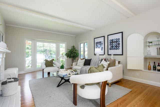 313 Seville Way, San Mateo CA: https://media.crmls.org/mediaz/6efa0f5c-9921-4308-bb1c-e72078b66a74.jpg