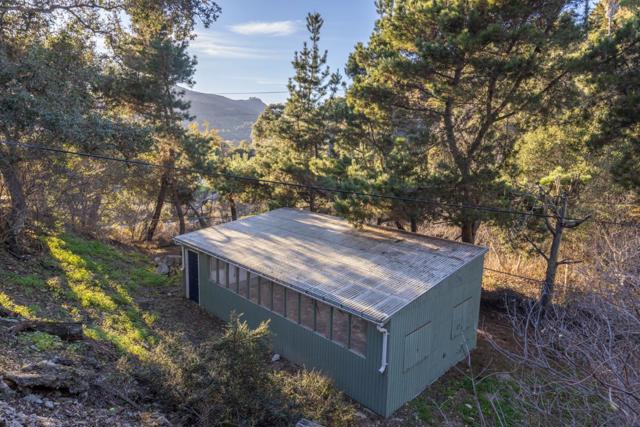 9805 Carmel Valley Road, Carmel CA: https://media.crmls.org/mediaz/6efa2fe1-2f4c-4fac-8743-95cc05ade8df.jpg