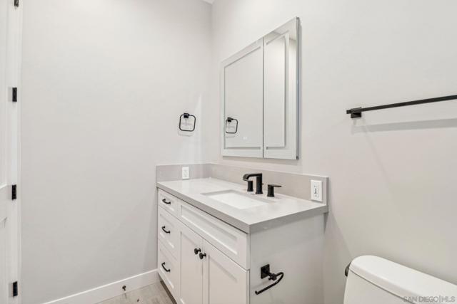 2948 Copley Ave, San Diego CA: https://media.crmls.org/mediaz/6efa41c6-589f-4a7a-824a-f7544b66f92e.jpg