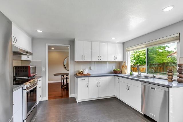 1178 San Moritz Drive, San Jose CA: https://media.crmls.org/mediaz/6efa42d0-326f-453c-b577-655298378a86.jpg