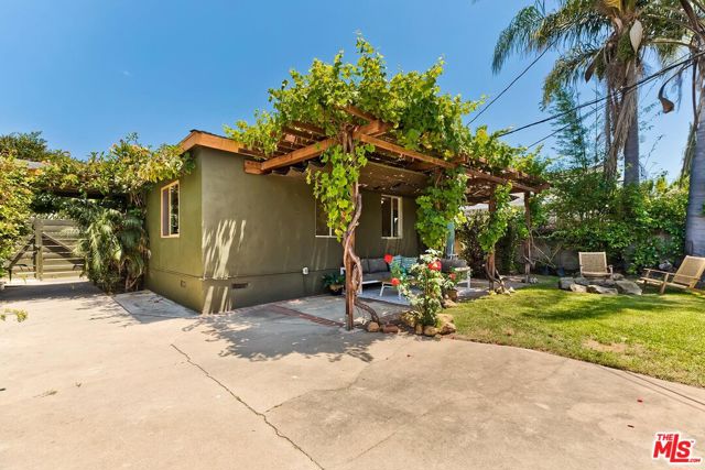 4211 Lyceum Avenue, Los Angeles, California 90066, 2 Bedrooms Bedrooms, ,1 BathroomBathrooms,Single Family Residence,For Sale,Lyceum,24419201