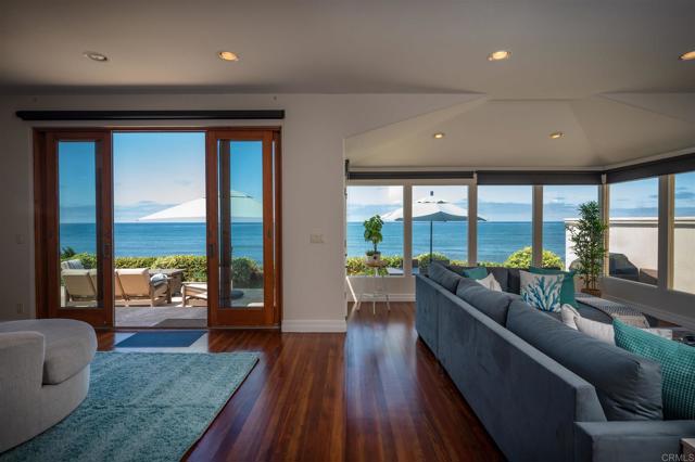 Detail Gallery Image 8 of 36 For 5556 Calumet Ave, La Jolla,  CA 92037 - 3 Beds | 3/1 Baths