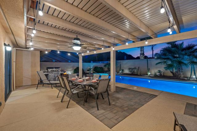 53720 Avenida Carranza, La Quinta CA: https://media.crmls.org/mediaz/6efbb1fe-b1c8-4bc1-9c52-48bd61f429f1.jpg
