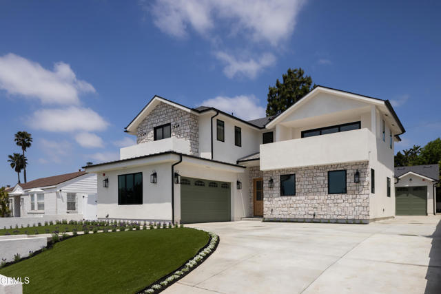 4245 W 62nd Street, Los Angeles CA: https://media.crmls.org/mediaz/6efc0906-811a-44a5-9de6-b3d87d11c85d.jpg