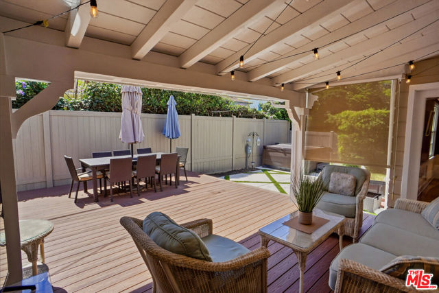 1816 Rosita Drive, Glendale CA: https://media.crmls.org/mediaz/6efeab4e-e0fe-453a-872a-2520ad39de0b.jpg