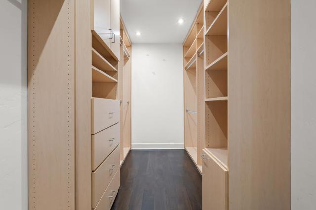 1365 Edgewood Road, Redwood City CA: https://media.crmls.org/mediaz/6f0003f9-5015-4f9e-88f2-4ffc92065c10.jpg