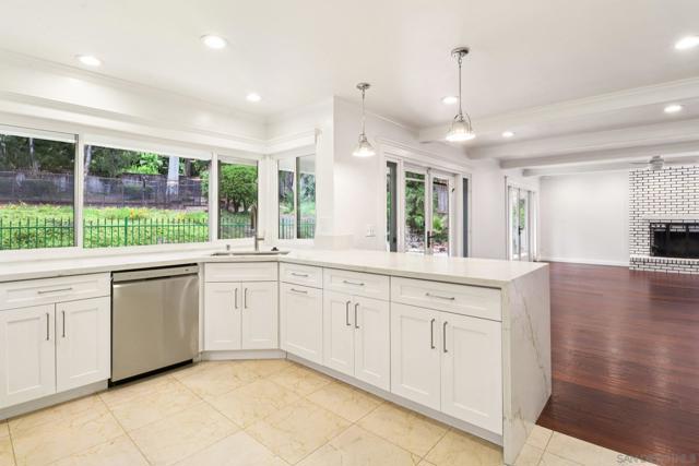 13080 Camino Del Valle, Poway CA: https://media.crmls.org/mediaz/6f00b04f-84e7-4381-a435-b78cc0fd1088.jpg