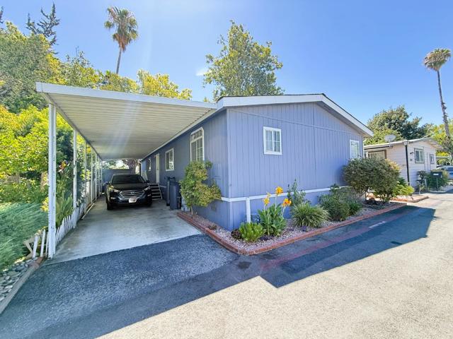 3637 Snell Avenue, San Jose CA: https://media.crmls.org/mediaz/6f014f17-b131-4dd9-8351-5f2a43ac1907.jpg