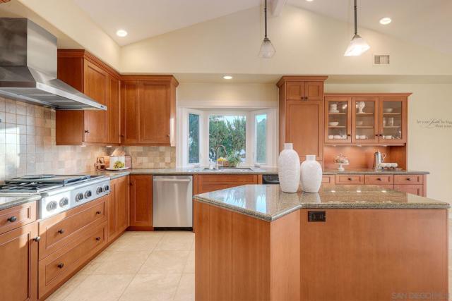 14036 TIERRA BONITA ROAD, Poway CA: https://media.crmls.org/mediaz/6f01b140-87ae-4b1d-b4e9-2254352e1296.jpg