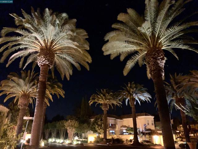 122 Cortona Dr, San Ramon CA: https://media.crmls.org/mediaz/6f036e1c-5461-4482-8a3f-cecbb34468e2.jpg