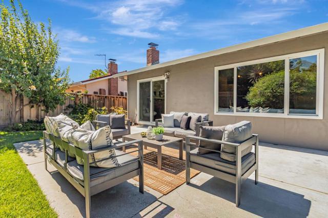 824 Buchser Way, San Jose CA: https://media.crmls.org/mediaz/6f038a18-1ddf-4ebc-b038-c73f60f9ebd3.jpg