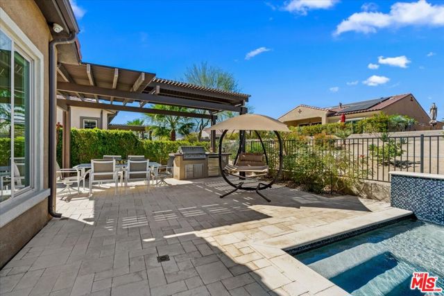 14 Merlot, Rancho Mirage CA: https://media.crmls.org/mediaz/6f03a21c-cbee-4ce3-8356-db0026adbf89.jpg