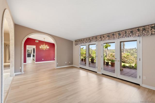 6518 Monte Fuego, Rancho Santa Fe CA: https://media.crmls.org/mediaz/6f03fc1a-2293-46a1-9c98-6f7c171fbc24.jpg