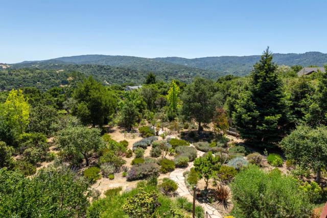 165 Golden Oak Drive, Portola Valley CA: https://media.crmls.org/mediaz/6f043aab-9f05-48b0-93e5-19f497996ede.jpg