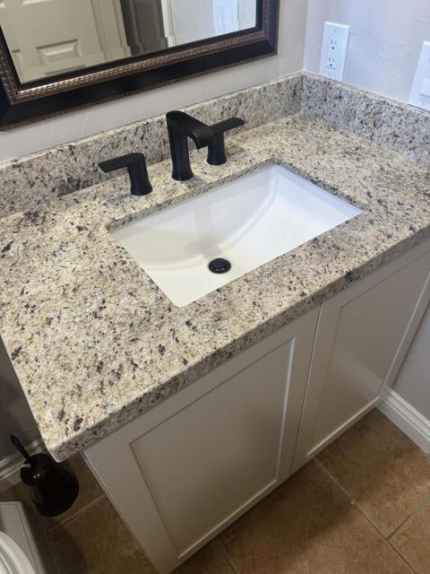 54974 Oaktree, La Quinta CA: https://media.crmls.org/mediaz/6f0470be-6451-4b61-bf11-e9d4e99bb8be.jpg