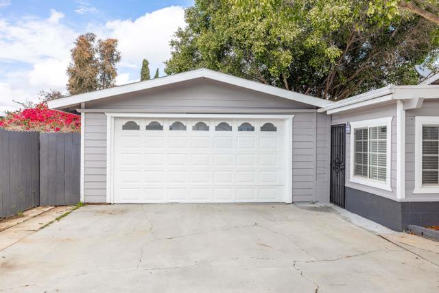 Detail Gallery Image 3 of 21 For 3168 Florine Dr, Lemon Grove,  CA 91945 - 5 Beds | 3 Baths