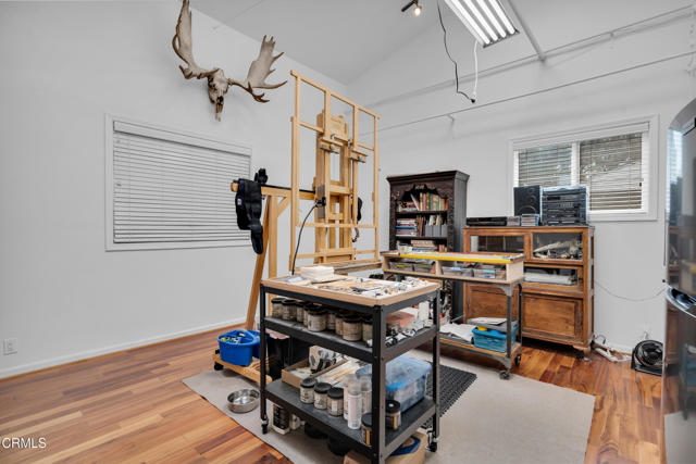 171 N Sunset Place, Monrovia CA: https://media.crmls.org/mediaz/6f058bd8-e95a-4fa3-8316-2ebb1b1ae016.jpg
