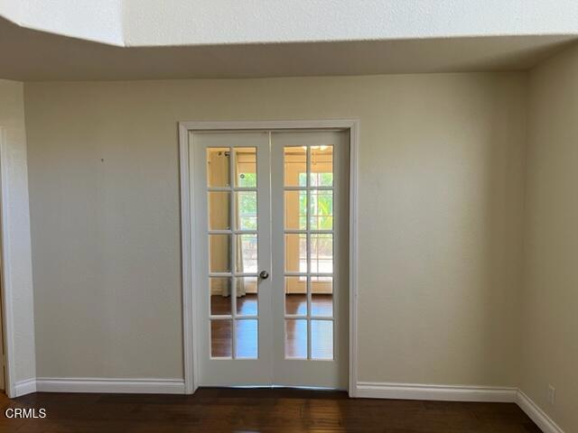 1112 Oyster Place, Oxnard CA: https://media.crmls.org/mediaz/6f05dd2d-08f5-4b0b-ab35-c3bdac0eaf7c.jpg