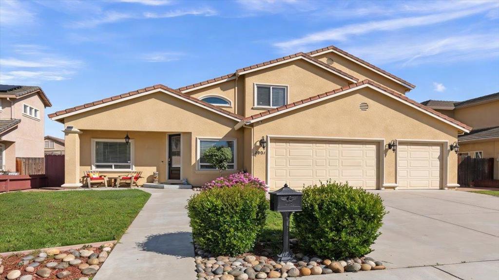 1901 Calistoga Drive