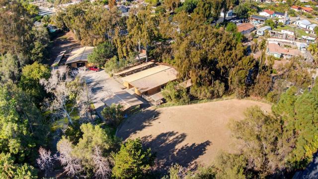 Image 28 of 29 For 916 Mimosa  