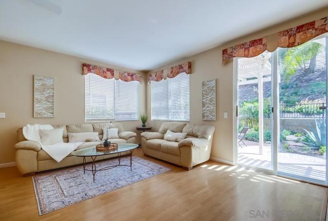 13837 Fontanelle Pl, San Diego CA: https://media.crmls.org/mediaz/6f072706-e3b5-42e5-ab36-0ae4a792a018.jpg