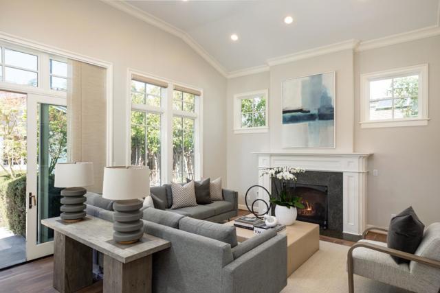 484 Orange Avenue, Los Altos CA: https://media.crmls.org/mediaz/6f073da1-64e4-4e86-9d03-a8b1463bb69e.jpg