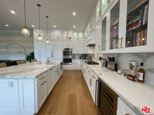 14522 VALLEY VISTA Boulevard photo 2
