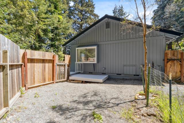 180 Sweet Pea Lane, Ben Lomond CA: https://media.crmls.org/mediaz/6f08cd19-a49a-4e36-a224-19b131661ce5.jpg