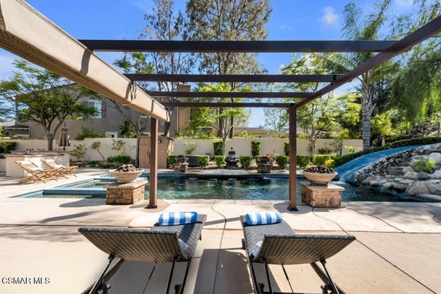 5715 Calais Court, Calabasas CA: https://media.crmls.org/mediaz/6f0972ca-630d-48da-a864-c10812db8b44.jpg