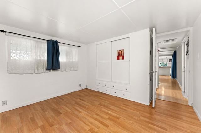 24 The Trees Drive, Concord CA: https://media.crmls.org/mediaz/6f0a0fdd-279e-415f-a1f3-dfd0aa508441.jpg