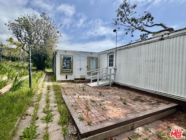 Drew Fenton | 27555 Pacific Coast Highway Malibu CA | MLS: 7292558