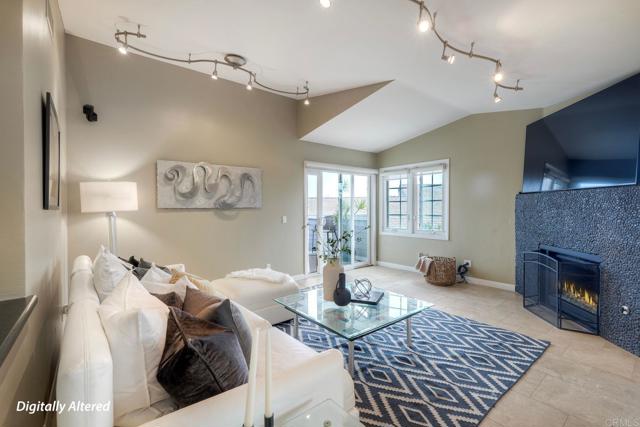 Detail Gallery Image 13 of 48 For 2132 S. Coast Hwy, Oceanside,  CA 92054 - 2 Beds | 2 Baths