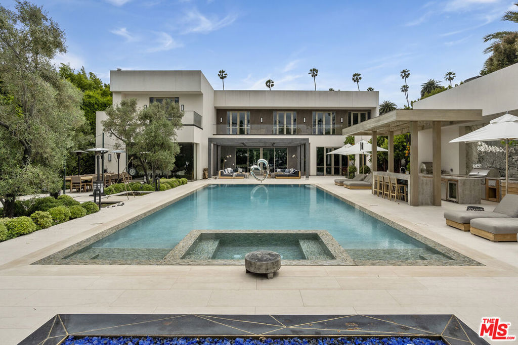 616 N Beverly Drive