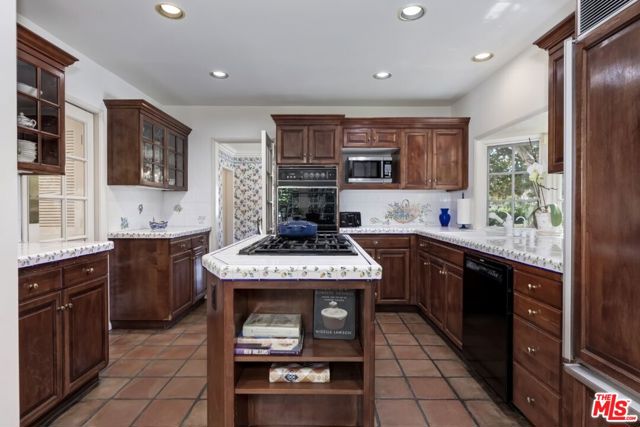 1001 Iliff Street, Pacific Palisades, California 90272, 5 Bedrooms Bedrooms, ,2 BathroomsBathrooms,Single Family Residence,For Sale,Iliff,24412083