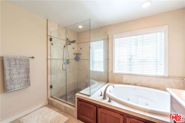 1202 Tennyson Street, Manhattan Beach CA: https://media.crmls.org/mediaz/6f0dcf08-e80c-45da-8607-49c1d19a5b90.jpg