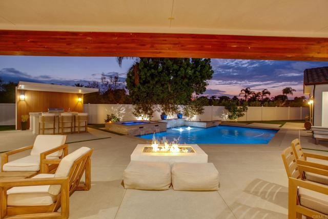 2630 Vistosa Place, Carlsbad CA: https://media.crmls.org/mediaz/6f0e2a80-53ba-4f43-9faa-501c17e25bbc.jpg