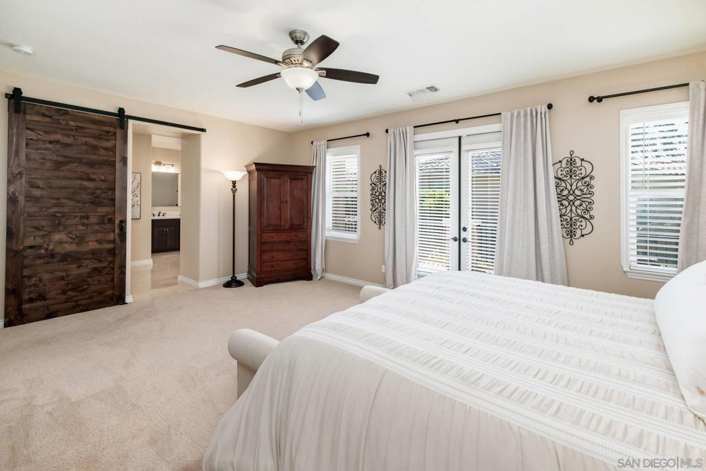 5470 Thoroughbred Place - photo 20