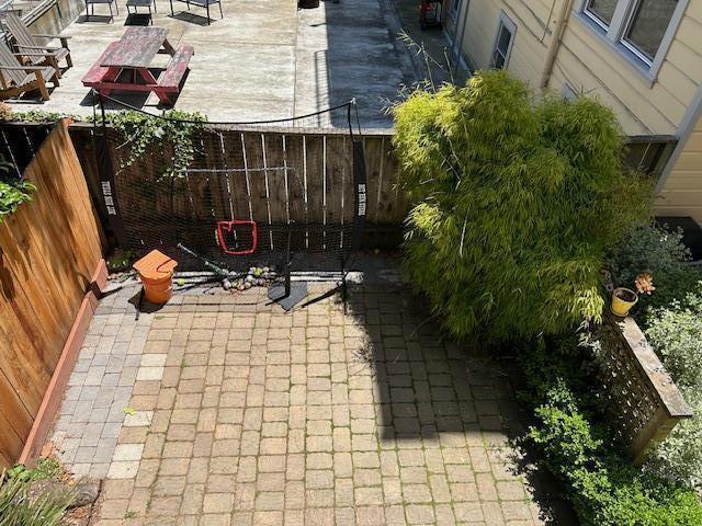 1976 Fell Street, San Francisco CA: https://media.crmls.org/mediaz/6f0ff731-b288-4652-bc63-10f407b0fa8c.jpg