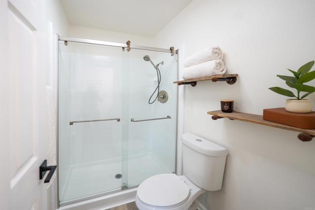 23822 Green Haven Lane, Ramona CA: https://media.crmls.org/mediaz/6f10fe39-8ce2-4c57-bdb7-90182928067c.jpg