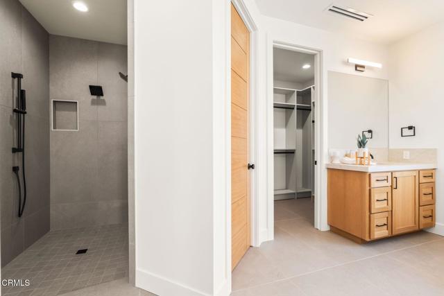 Detail Gallery Image 12 of 33 For 890 via Ondulando, Ventura,  CA 93003 - 4 Beds | 3/1 Baths