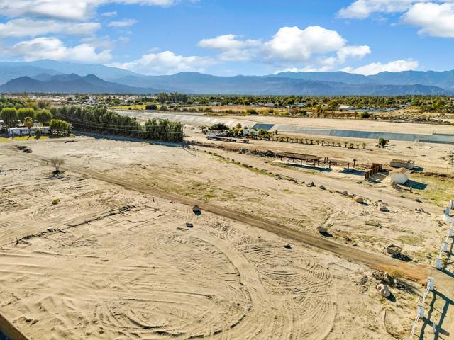 79505 Avenue 38, Indio CA: https://media.crmls.org/mediaz/6f128c2f-d25b-43d2-b308-226b4d5e9795.jpg