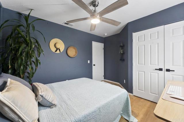 305 Cobblestone Place, Santee CA: https://media.crmls.org/mediaz/6f130f2b-1c8c-4a37-b1f9-527da127a787.jpg