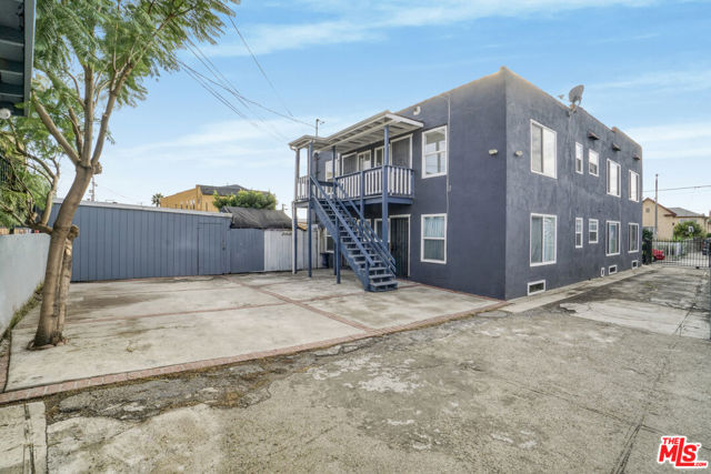 120 N Avenue 25, Los Angeles CA: https://media.crmls.org/mediaz/6f16e7f2-fcd5-4060-a796-856692feb77a.jpg