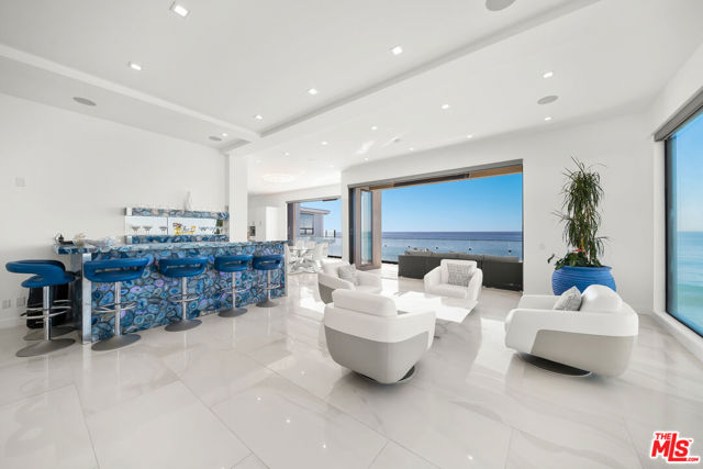 11350 Pacific Coast Highway, Malibu CA: https://media.crmls.org/mediaz/6f16ea51-8eca-4c97-8b7a-7fd9b20a948e.jpg