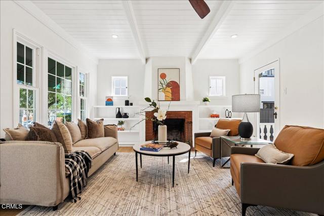 Detail Gallery Image 4 of 36 For 799 N Craig Ave, Pasadena,  CA 91104 - 2 Beds | 1/1 Baths