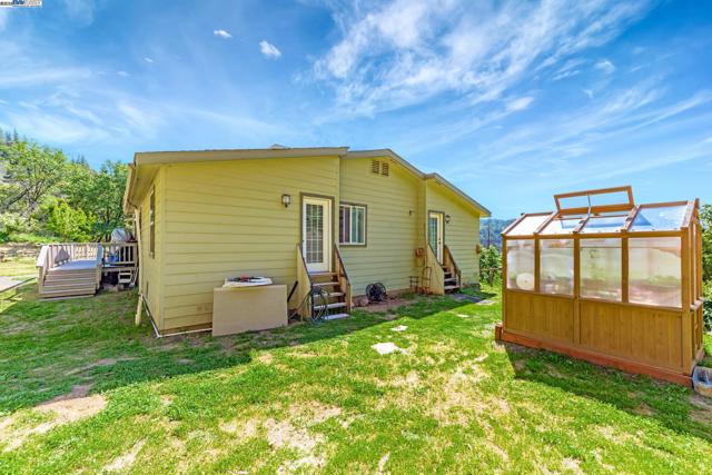 3698 Braden Road, Camino CA: https://media.crmls.org/mediaz/6f1949d5-da17-47a6-882a-3a73e9a9cc9a.jpg