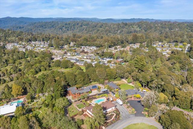 3400 Haas Drive, Aptos CA: https://media.crmls.org/mediaz/6f196728-d80b-4432-b3dc-d6ceb62d7997.jpg